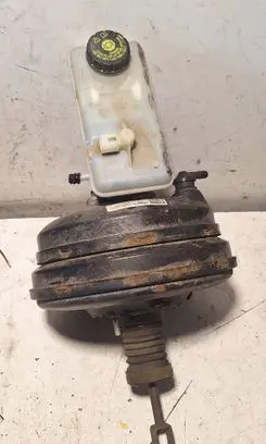 Opel Vivaro Brake booster 8200116384 60011638 93851935