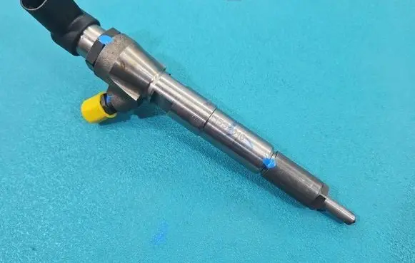 Dacia Duster Fuel injector A2C59513484 IMPRK1532010