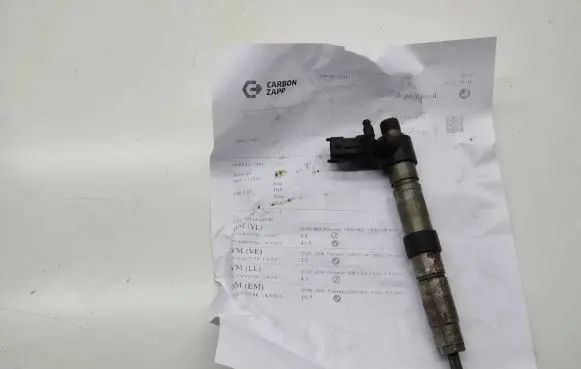 Fuel injector