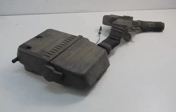 Air filter box