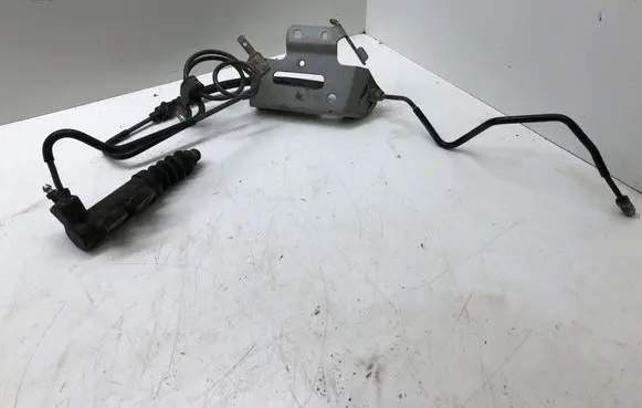 Clutch slave cylinder