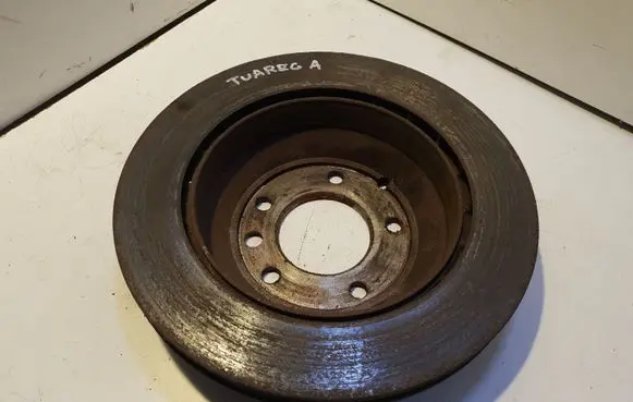 Volkswagen Touareg I Rear brake disc