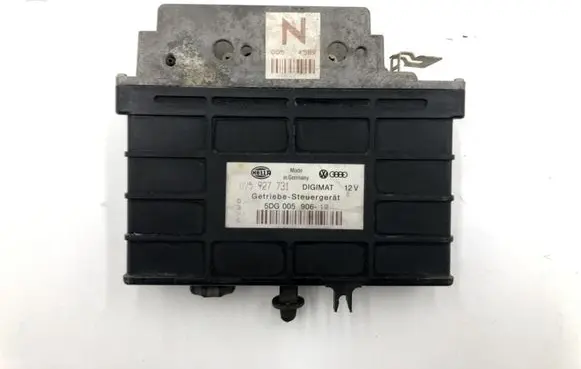 Audi A4 S4 B5 8D Gearbox control unit/module 5DG00590612