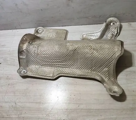 Jeep Grand Cherokee Exhaust heat shield