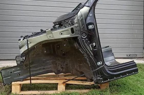 Front quarter panel