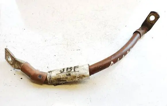 Opel Astra H Positive cable (battery) 13127074