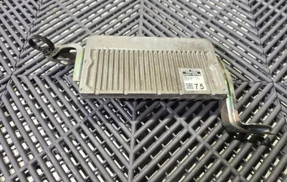 Toyota Auris E180 Engine control unit/module 896610Z750 MB2755003471