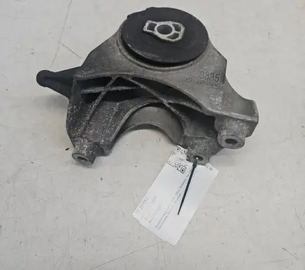 Opel Antara Engine mount bracket X00762A