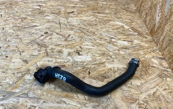 Peugeot 3008 II Engine coolant pipe/hose 9812441880
