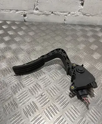 Renault Megane III Accelerator throttle pedal 180020022