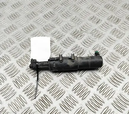 Mercedes-Benz C W204 Headlight washer spray nozzle A2048602747