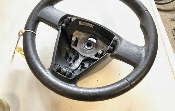 Citroen Berlingo Steering wheel 96437310ZE