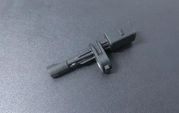 Volkswagen Golf VII ABS rear brake sensor WHT003864