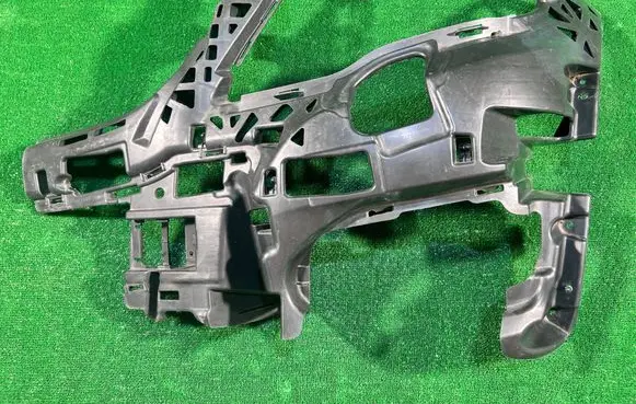 Mercedes-Benz GLK (X204) Front bumper mounting bracket A2048855165