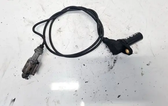 Skoda Superb B5 (3U) Crankshaft position sensor 038907319E