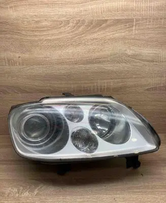 Volkswagen Touran I Headlight/headlamp 1T0941032D 1T0907391 0301205272