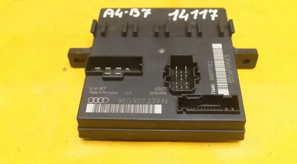Audi A4 S4 B7 8E 8H Xenon control unit/module 4E0907279N