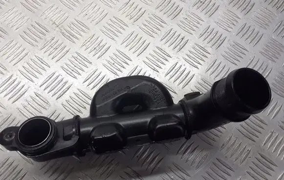 Ford Focus Air intake hose/pipe 003524