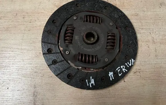 Opel Meriva B Clutch pressure plate 55565534 121878003799 332350714