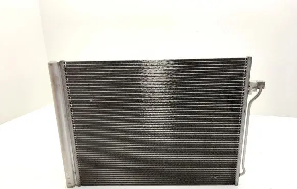 BMW 5 GT F07 Coolant radiator 9219843