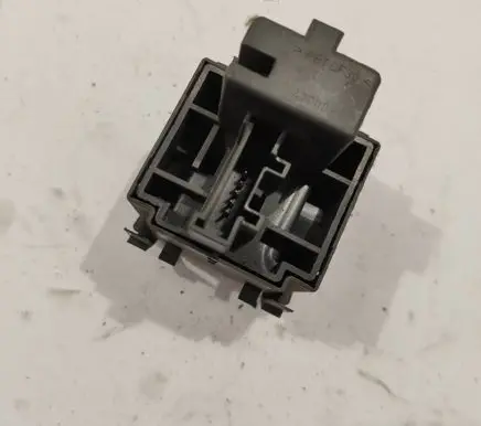 Renault Megane II Headlight level height control switch 8200121805B