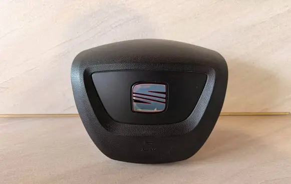 Seat Alhambra (Mk2) Steering wheel airbag 7N5880201G