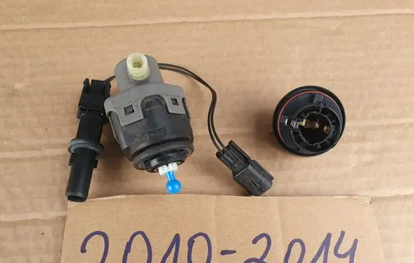 Nissan Qashqai+2 Headlight level adjustment motor 26056AU300 7700420737