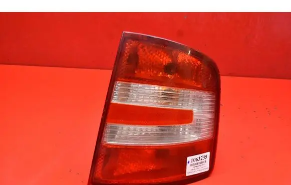 Skoda Fabia Mk1 (6Y) Rear/tail lights 6Y9945112B