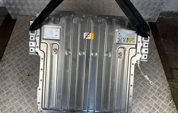 BMW 3 F30 F35 F31 Hybrid / electric car battery 8687753