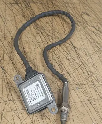 Mercedes-Benz C W205 Lambda probe sensor A0009051512