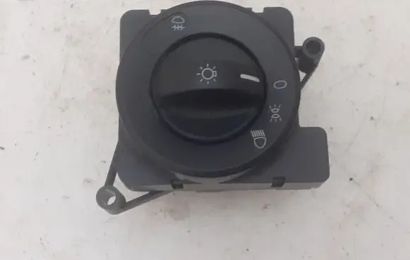 Mercedes-Benz Sprinter W906 Light switch Q06ZGS002 A9065450104