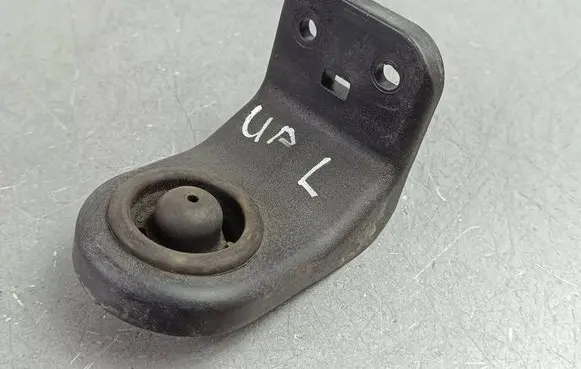 KIA EV9 Radiator mount bracket