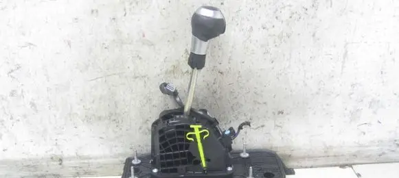 Audi Q3 8U Gear selector 5N1713025H