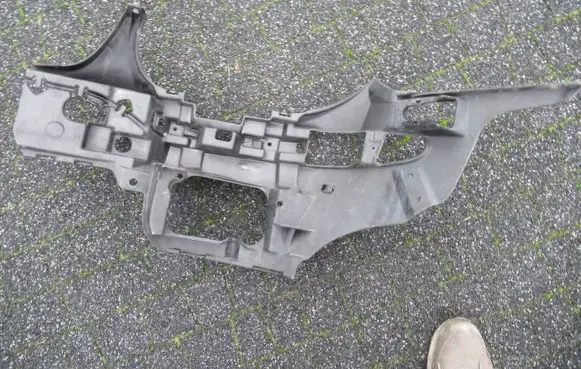 Mercedes-Benz SLK R170 Front bumper mounting bracket