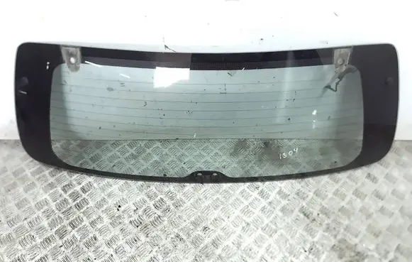 KIA Sorento Rear windscreen/windshield window 
