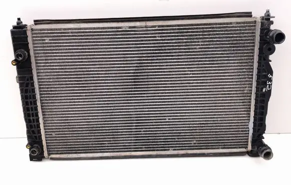 Audi A4 S4 B5 8D Coolant radiator