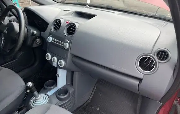 Mitsubishi Colt Dashboard 