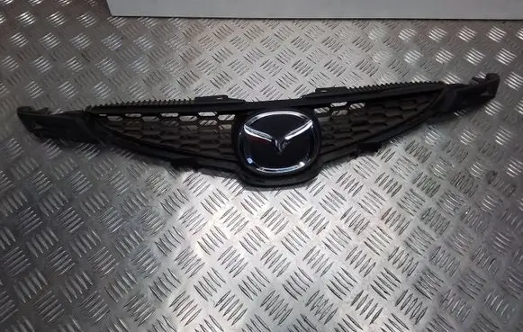 Mazda 2 Front grill D65150710 D65150711