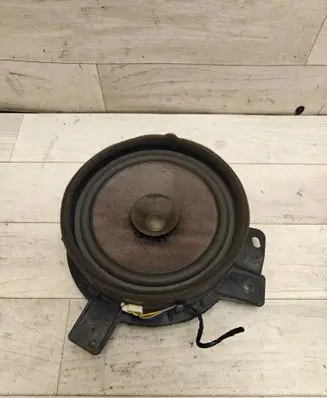 Mitsubishi Grandis Front door speaker MR986443 EAS16P651B6