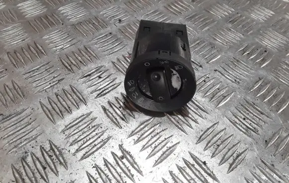 Audi A4 S4 B6 8E 8H Light switch 8E0941531A