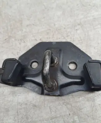 Opel Vectra C Loading door lock loop/hook striker 495072894