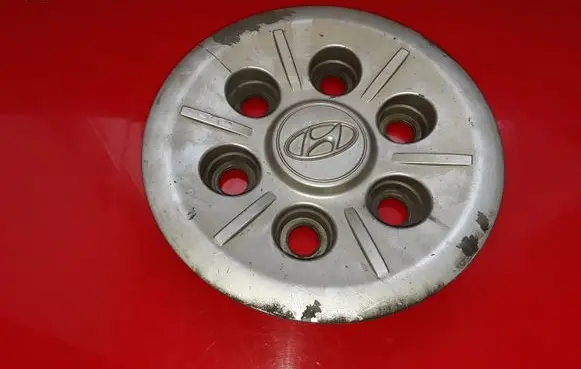 Hyundai H-1, Starex, Satellite Original wheel cap 529604H000