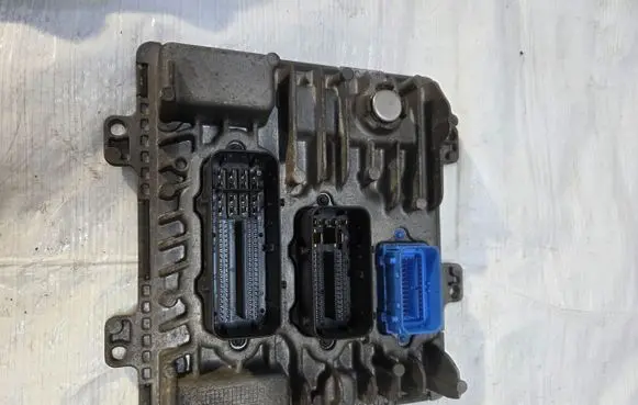 Opel Astra K Engine control unit/module 55493025