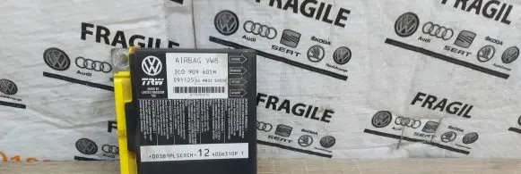 Volkswagen PASSAT B6 Airbag control unit/module 3C0909605M 391125 27763562KY
