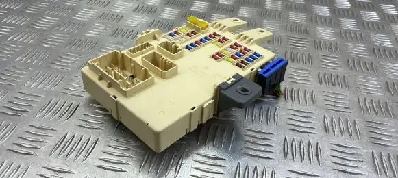 KIA Sportage Fuse module 919503W043 PA66TD30 314404020