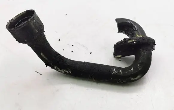 Chrysler 300 - 300C EGR valve line/pipe/hose