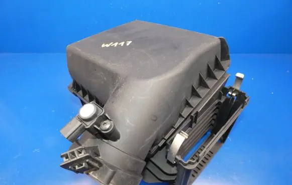 Mercedes-Benz CLA C117 X117 W117 Air filter box A6450900001 00053 03132012