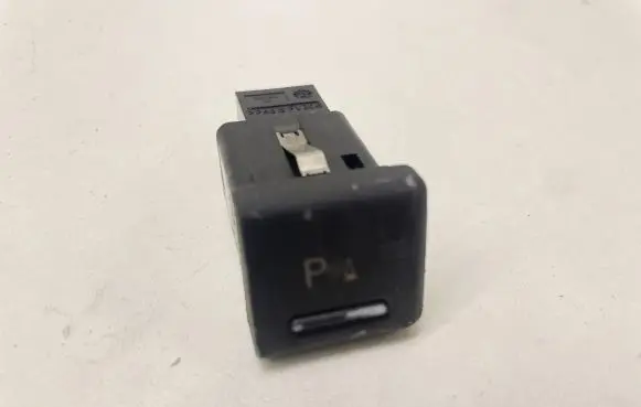 Audi A4 S4 B7 8E 8H Parking (PDC) sensor switch 8E1919281A