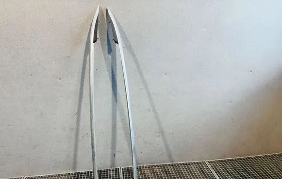Skoda Superb B8 (3V) Roof bar rail 3V9860025C