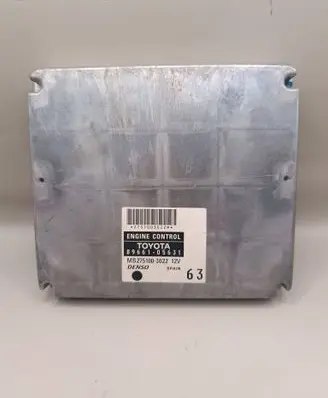 Toyota Avensis T250 Engine control unit/module 8966105631 2751003022 MB2751003022